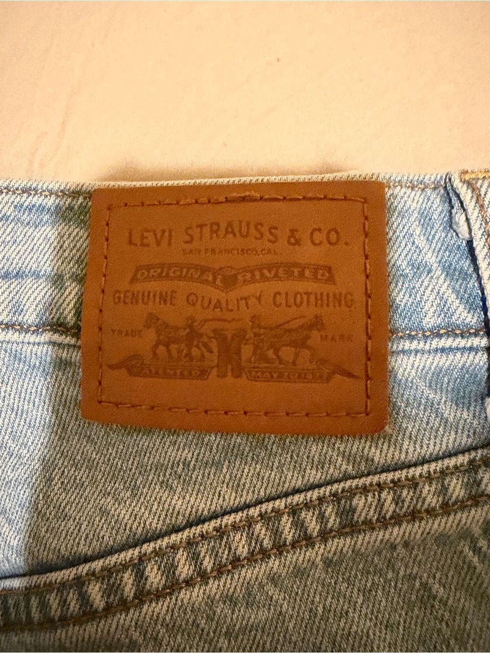 Levis High Rise Button-Fly Jeans - Picture 4 of 5